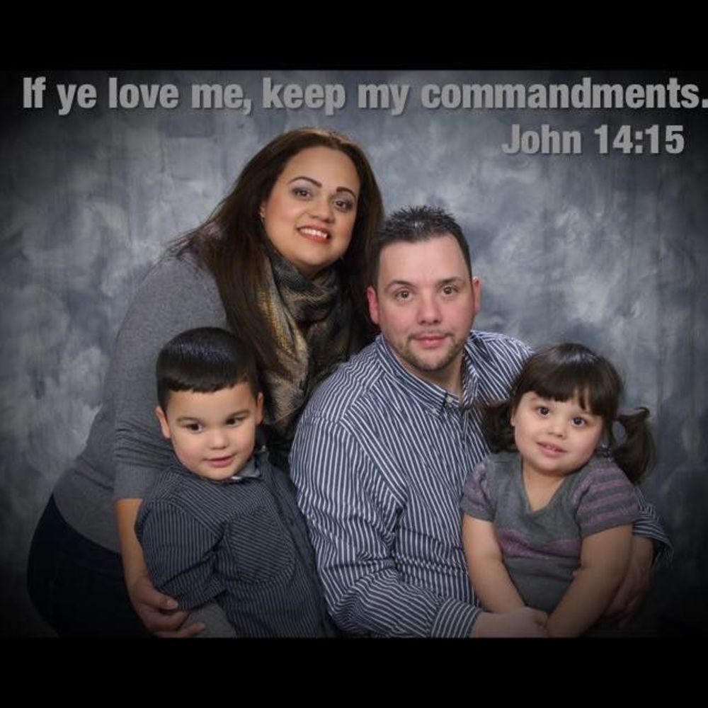 Meet your Posher, Dennis